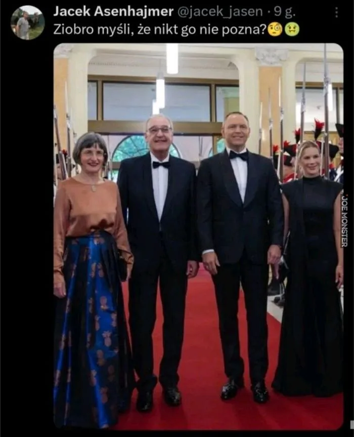 Jacek Asenhajmer @jacek_jasen . 9 g. Ziobro myśli, że nikt go nie pozna?